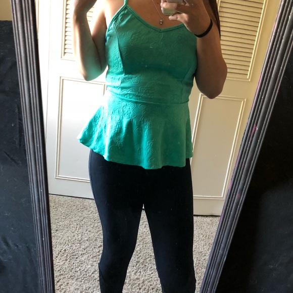 Top - Picture 2 of 4